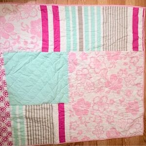 Pottery Barn Kids Large Quilt /Blanket Pink Floral Mixed Print